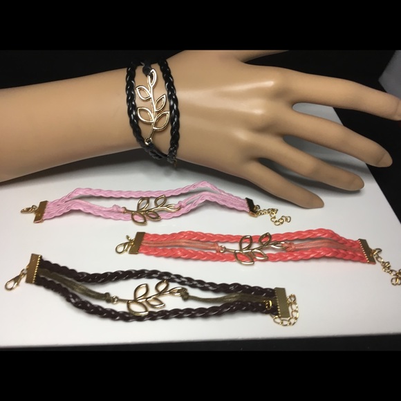 Jewelry - Picture 7 of 8